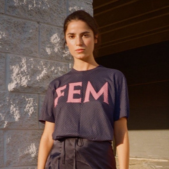 AREA FEM DISTRESSED T SHIRT (vintage) - Picture 5 of 5